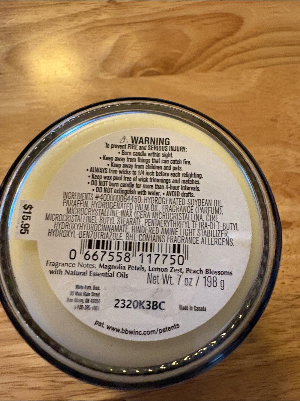 Bath & Body Works White Barn Under the Magnolia Tree Candle 7 oz single wick New - Picture 3 of 3